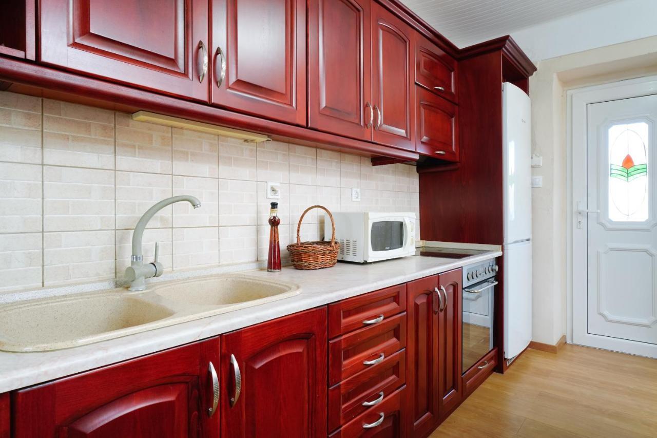 Irene'S Apartment Kastron  外观 照片